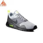 Men's sports shoes NIKE AIR MAX TAVAS 705149 015 R-47